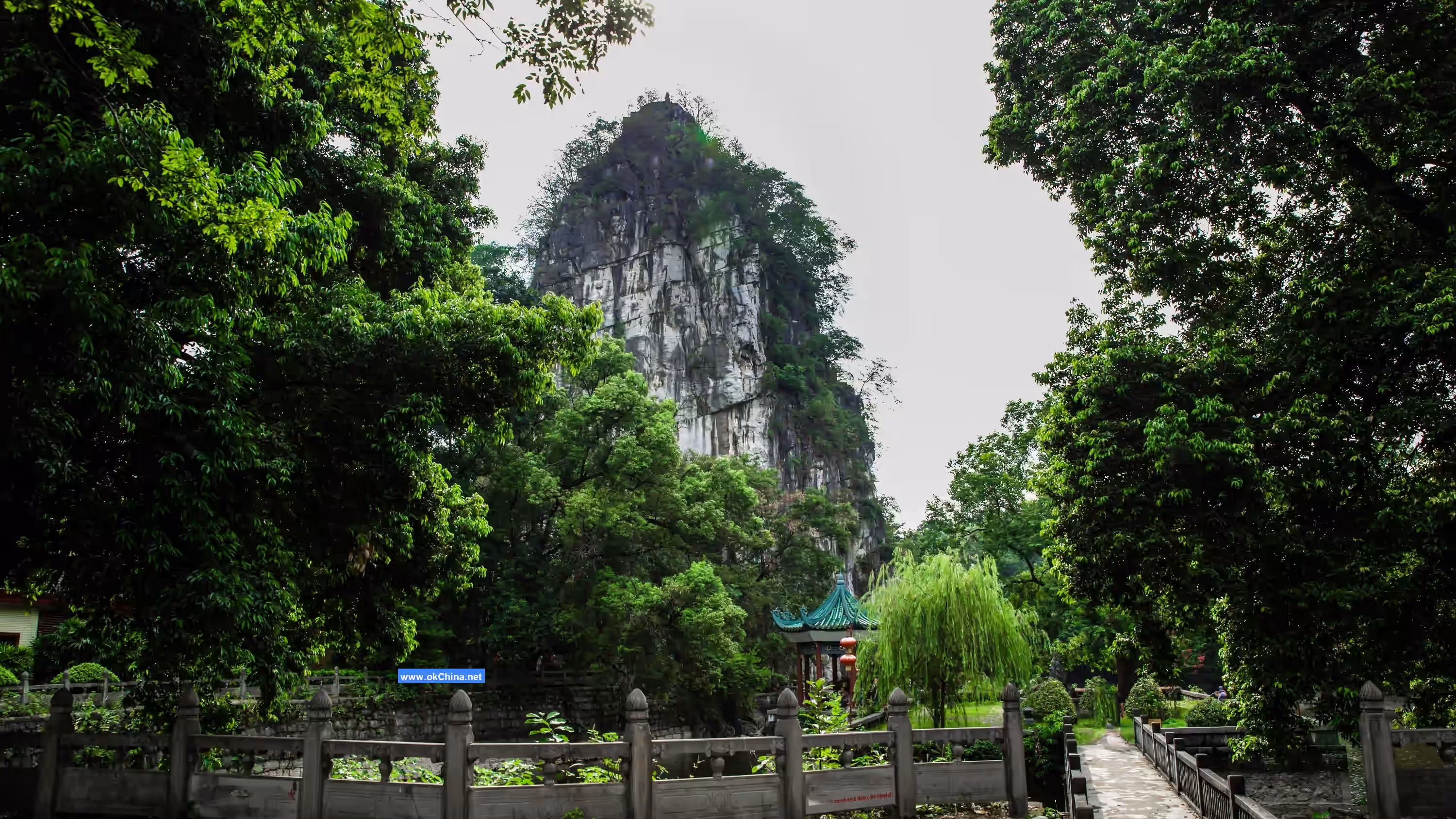 Solitary Beauty Peak And Prince City Scenic Area