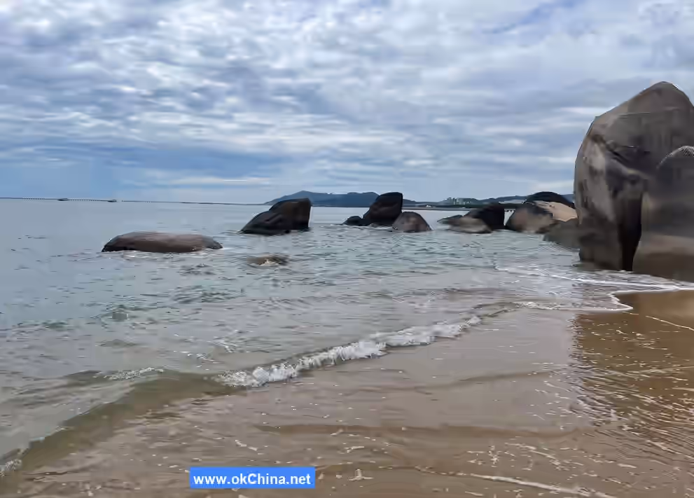 Tianya Haijiao Scenic Area