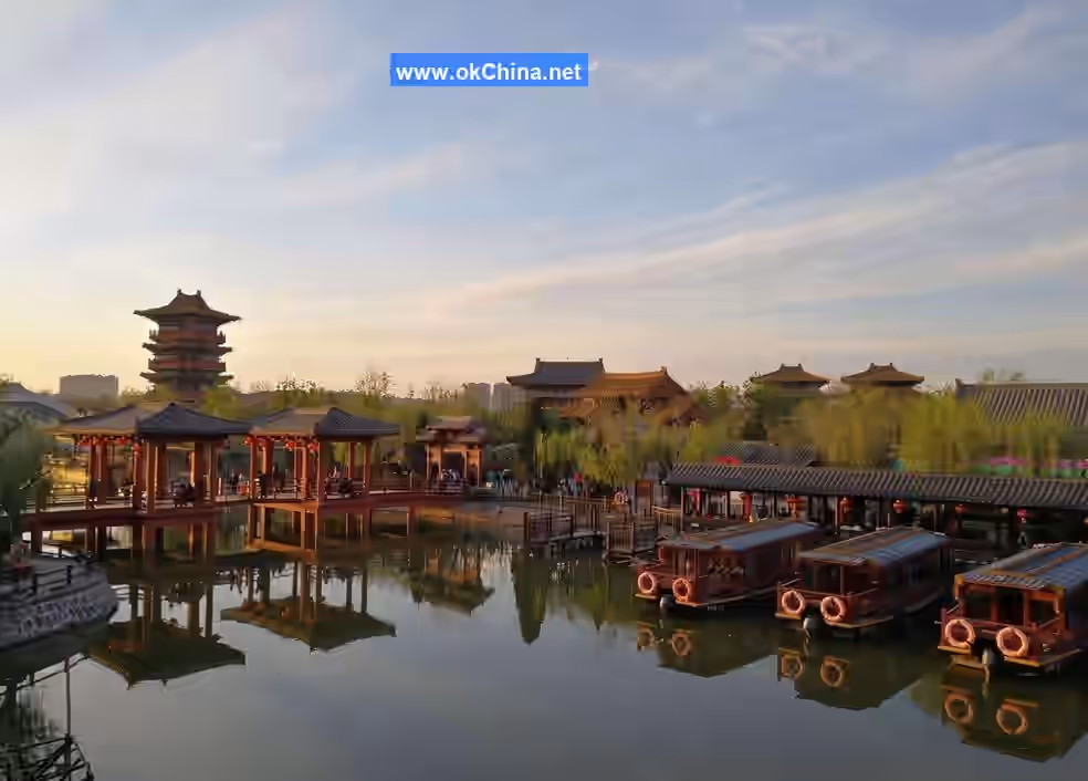 Qingming Riverside Landscape Garden