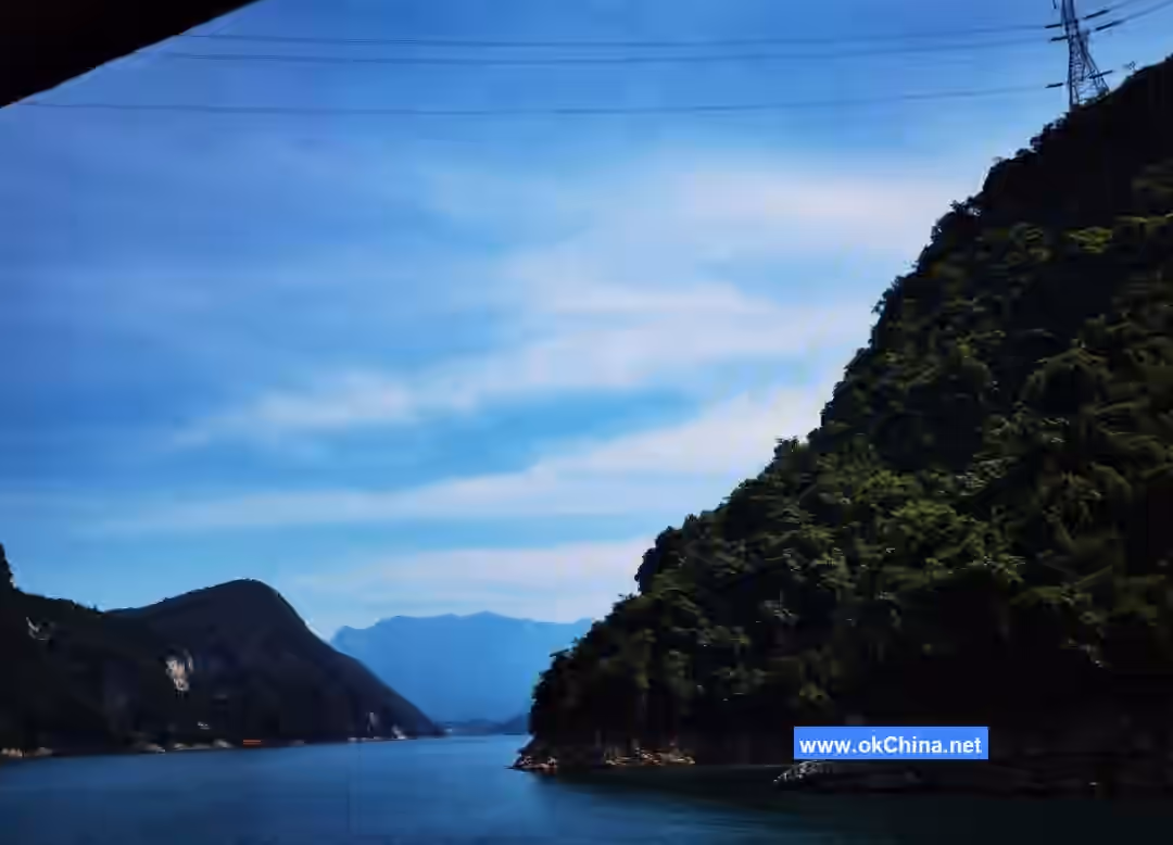 Qingjiang River Scenic Area