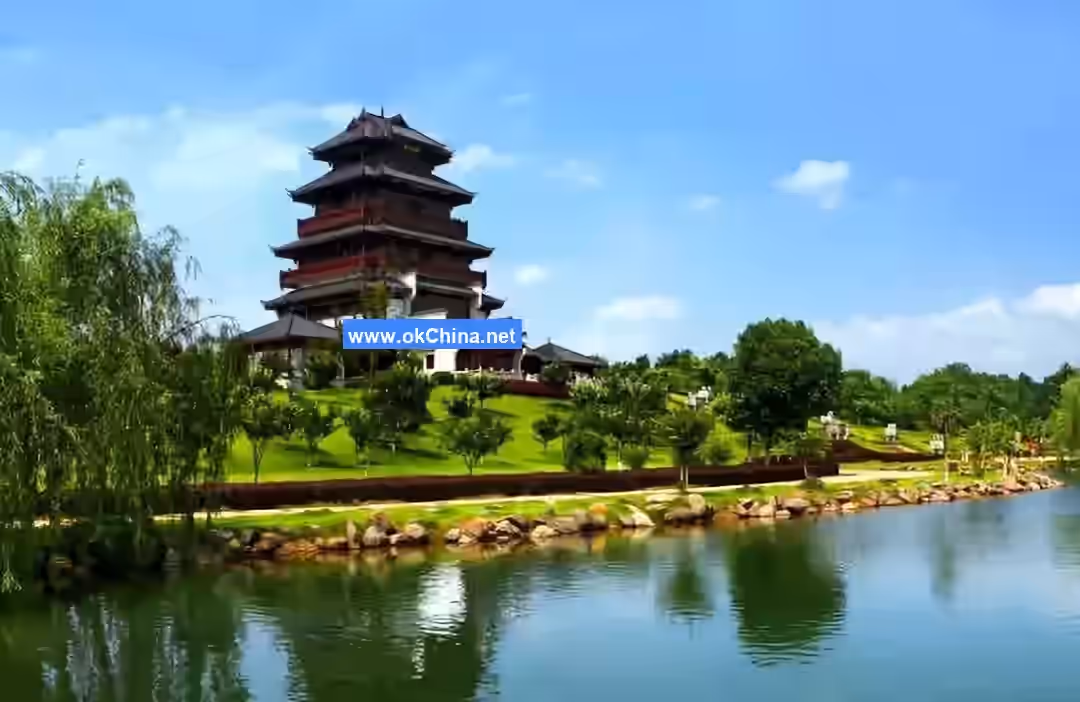 Huaminglou Tower Scenic Area