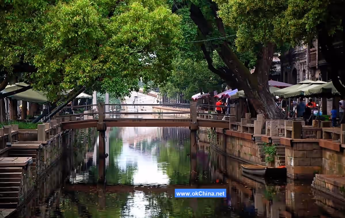 Huishan Ancient Town Scenic Area
