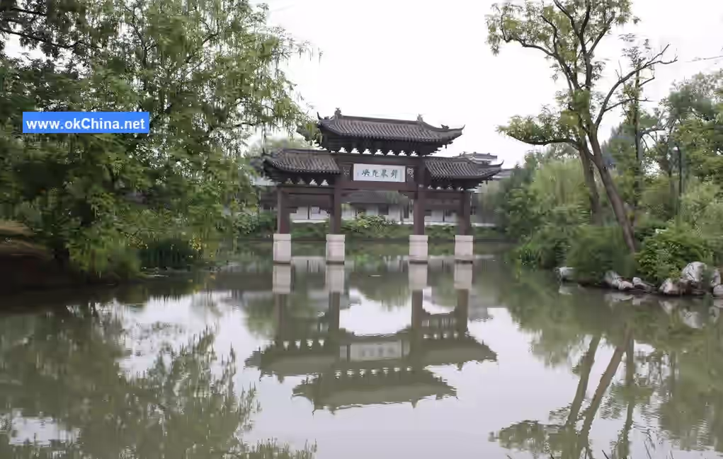 Slender West Lake Scenic Area