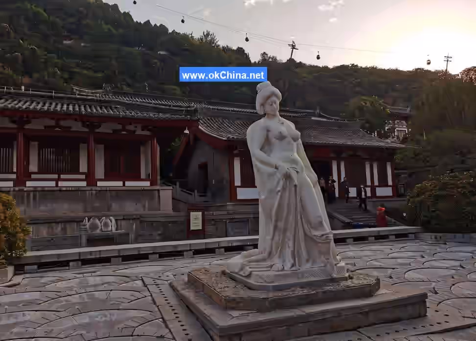 Huaqing Palace Scenic Area