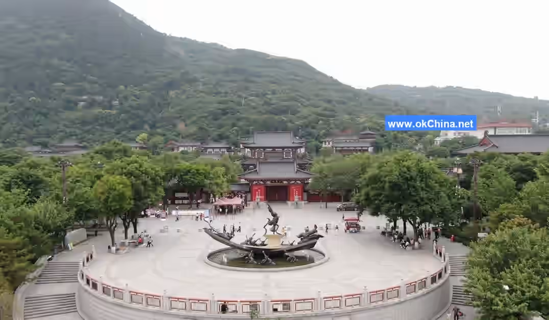 Huaqing Palace Scenic Area