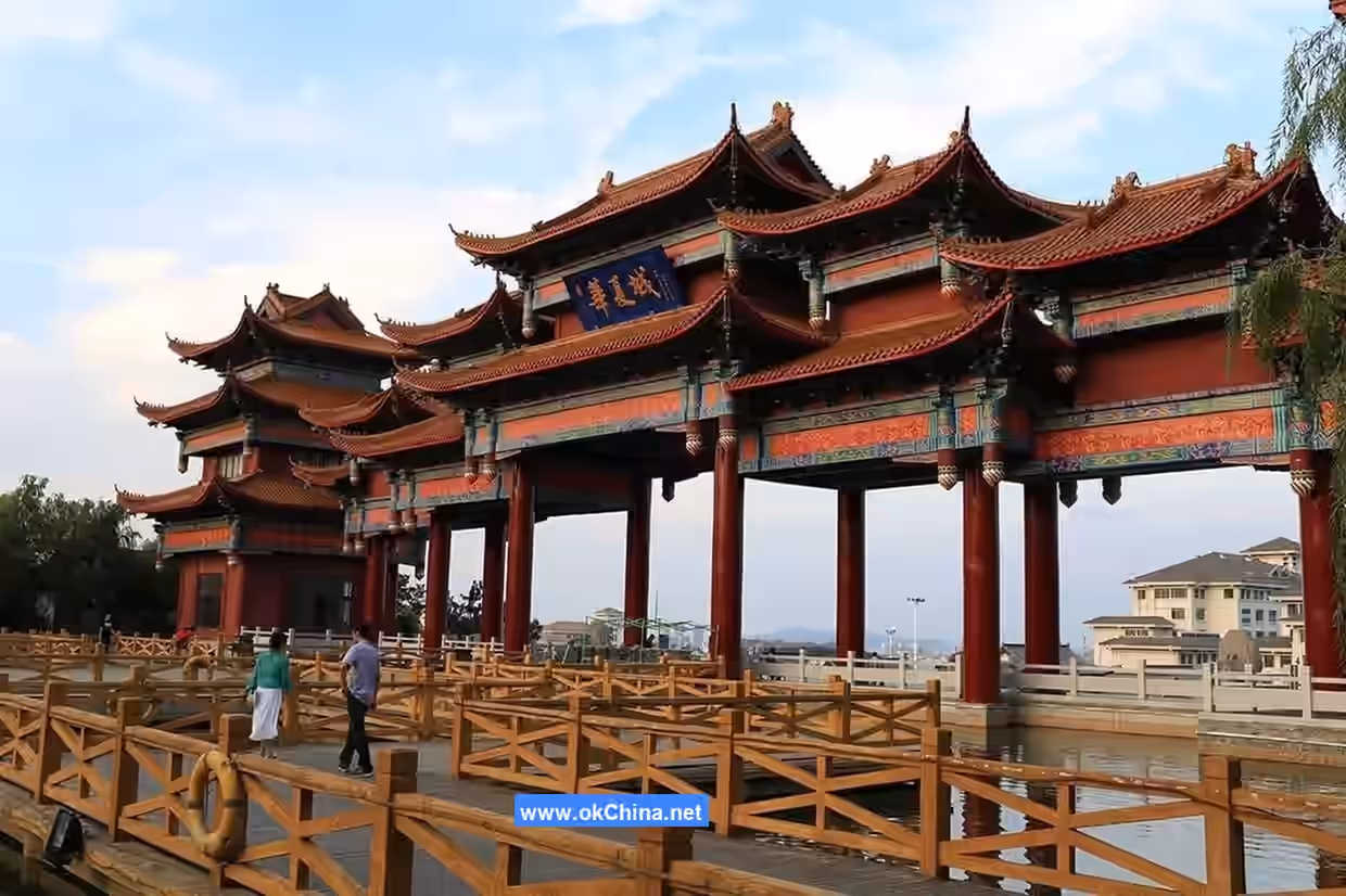 Weihai Huaxia City Scenic Area